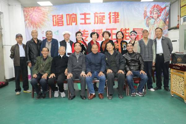 http://news.wnu.edu.cn/__local/D/27/83/ED2CC72F2267311D0E3BFFCE529_91F53042_16A09.jpg
