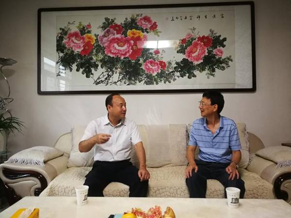http://news.wnu.edu.cn/__local/2/BD/C2/63959DC2A0DC8838FEFE066F61F_EC0B77E5_16FD6.jpg